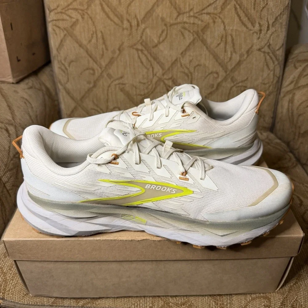 Brooks Cascadia 19 Coconut Olive Ginger 1104571D183 Men's Size 13 Trail Shoes